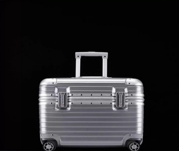 승무원 기내용 은색 가로형 캐리어